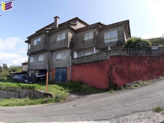 Chalet en venta en Chapela, Vigo