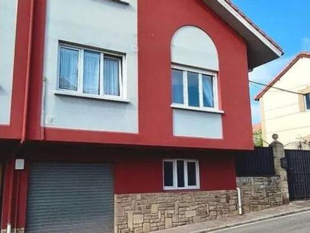 Chalet en venta en Urbanización Sol y Nieve, Reinosa
