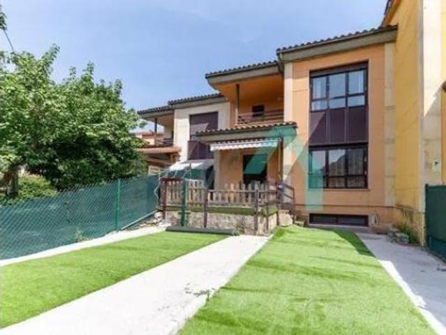 Chalet en venta en Ribera De Arriba, Asturias