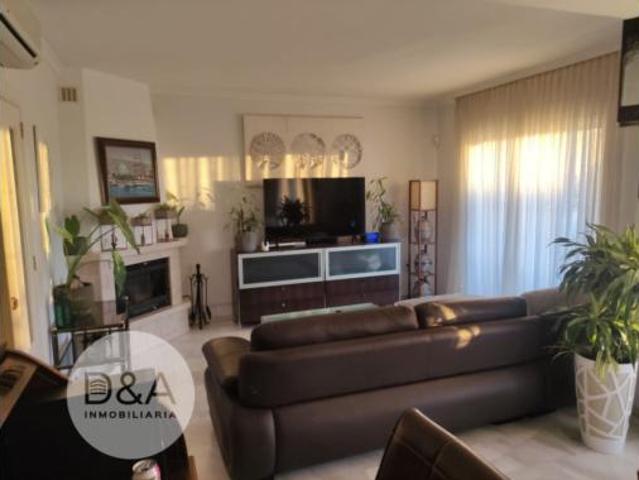 Chalet en venta en Rincón De La Victoria, Los Marines