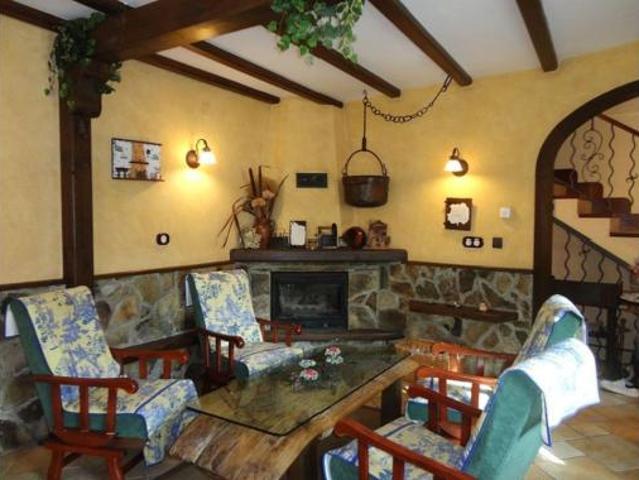 Chalet en venta en Riocavado De La Sierra, Castilla y León