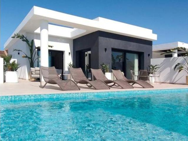 Chalet en venta en Rojales, Valencia