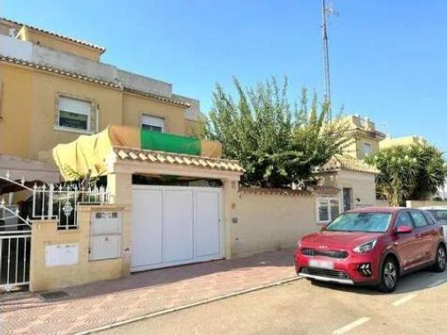 Chalet en venta en Urbanización Doña Pepa, el Baix Segura / La Vega Baja
