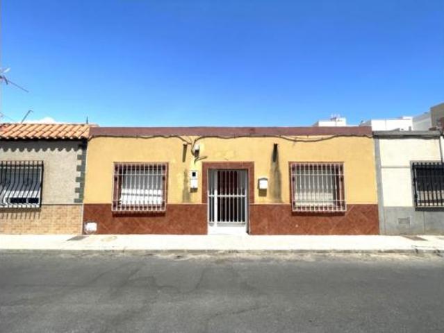 Chalet en venta en Los Depósitos, Roquetas De Mar