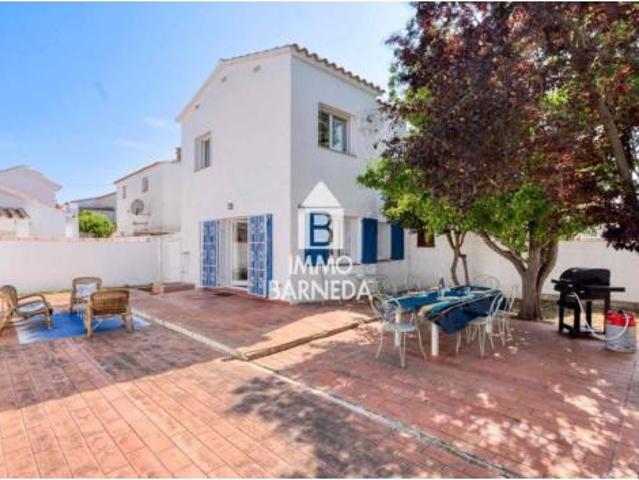 Casa en venta en Alt Empordà, Catalunya