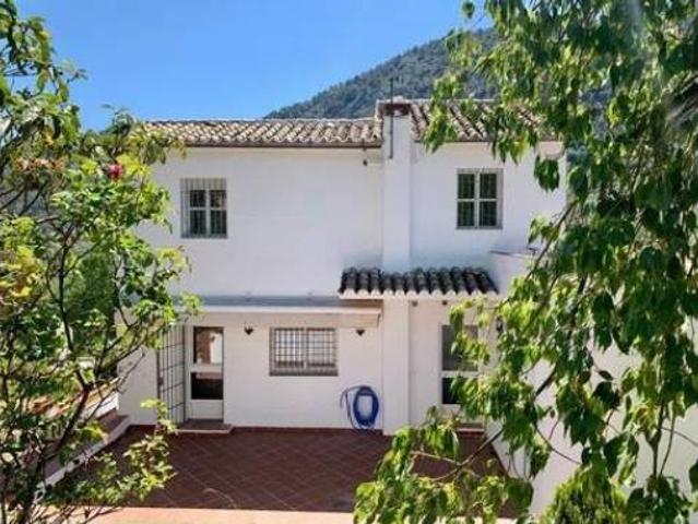 Chalet en venta en Rute, Andalucía