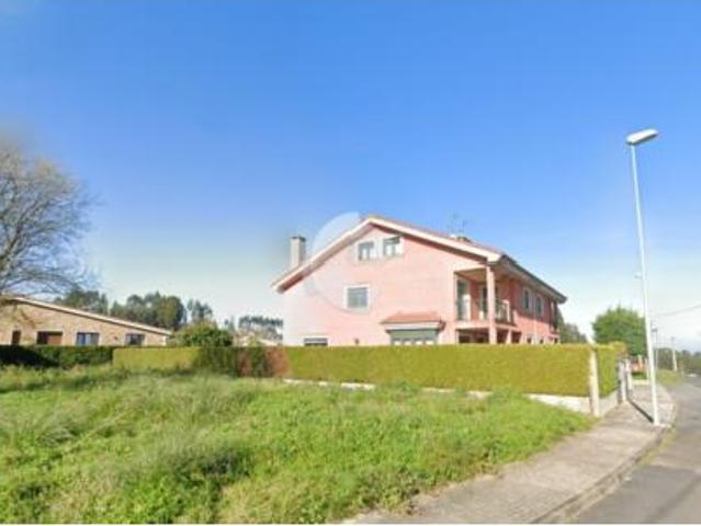 Chalet en venta en Veigue, A Coruña