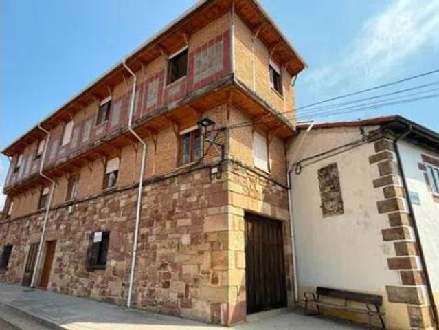 Chalet en venta en Salinas De Pisuerga, Castilla y León