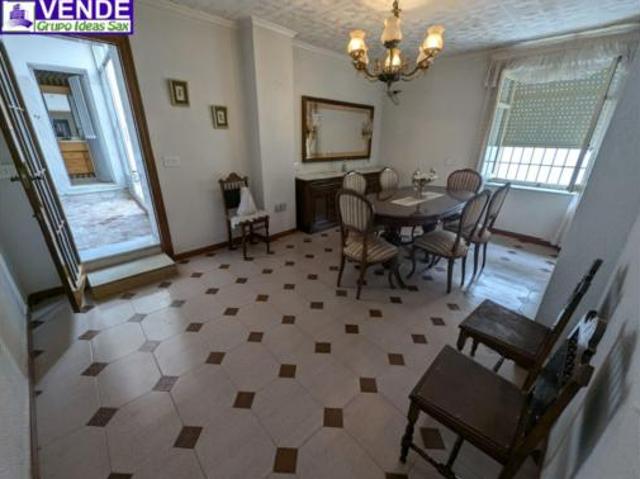 Chalet en venta en Cecilia Bartolomé (Mujeres Libres), l'Alt Vinalopó / El Alto Vinalopó