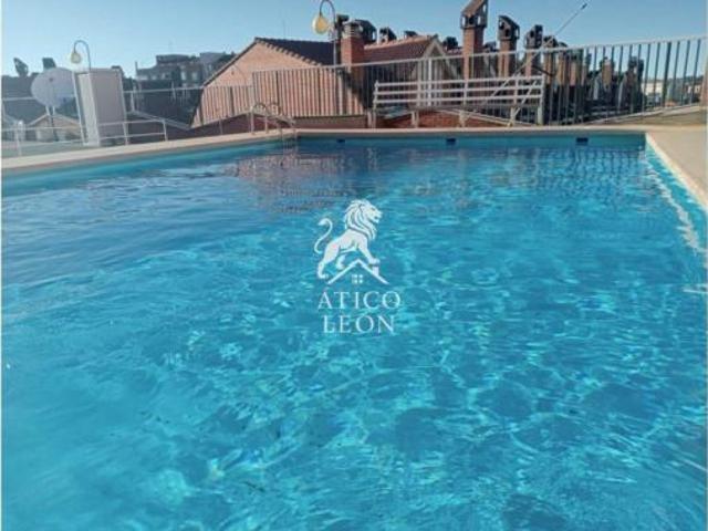 Chalet en venta en Trobajo del Camino, San Andrés Del Rabanedo