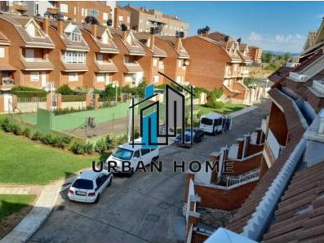 Chalet en venta en Trobajo del Camino, San Andrés Del Rabanedo
