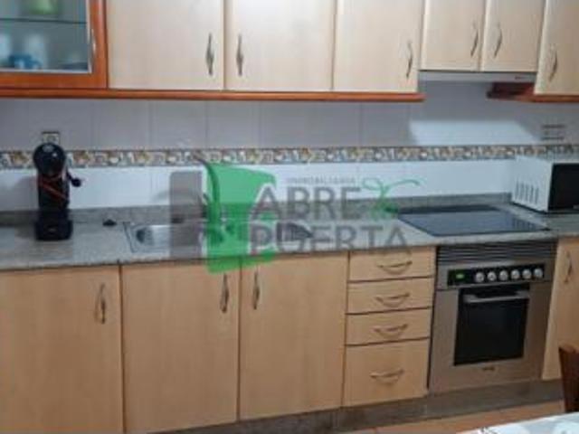 Chalet en venta en San Cibrao das Viñas, Ourense