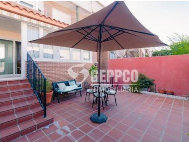 Villa en venta en San Fernando De Henares