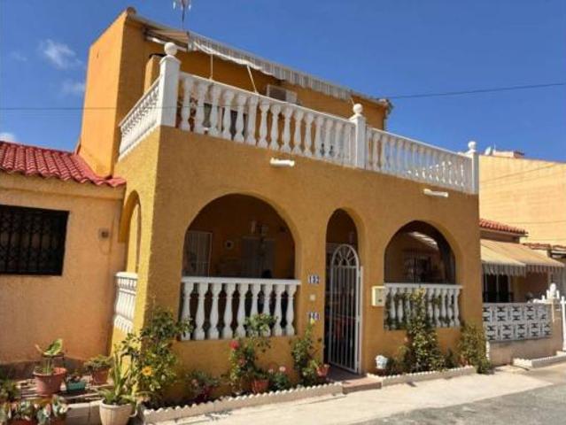 Villa en venta en San Fulgencio, Urbanización La Marina-El Oasis