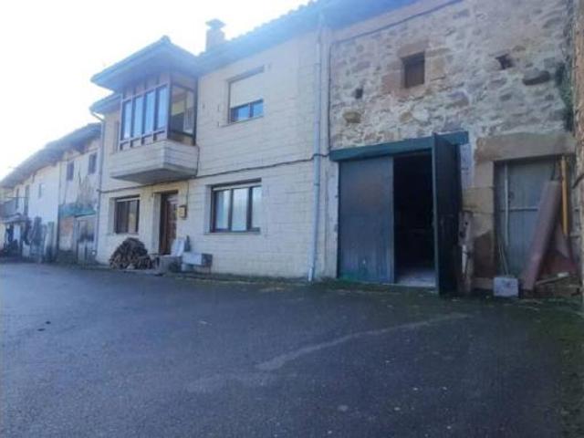 Chalet en venta en San Miguel De Aguayo, Cantabria