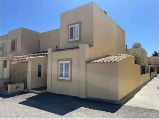 Chalet en venta en Sant Josep de sa Talaia, Eivissa