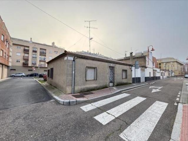 Chalet en venta en Signo XXV, Santa Marta De Tormes