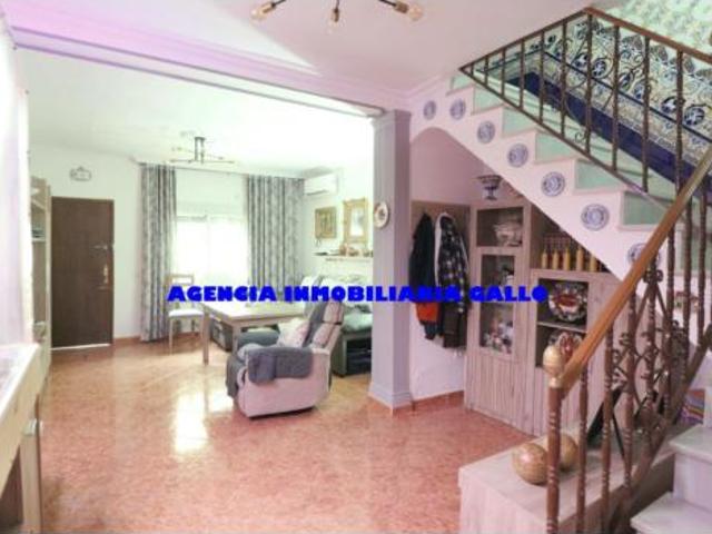 Chalet en venta en Cerro-Amate, Sevilla