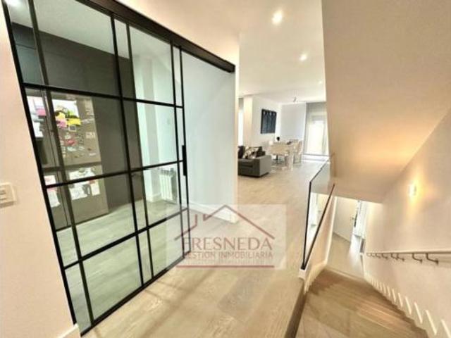 Villa en venta en Siero, Urbanización La Fresneda