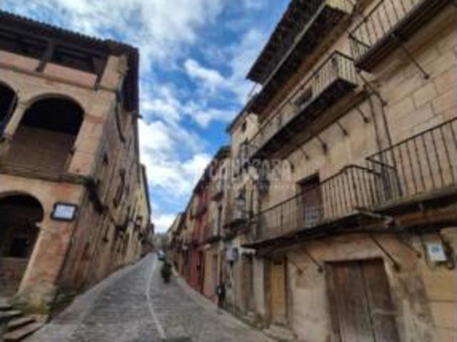 Chalet en venta en Sigüenza, Castilla-La Mancha