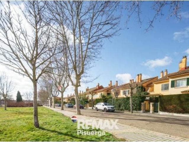 Chalet en venta en Urbanización Entrepinos, Simancas