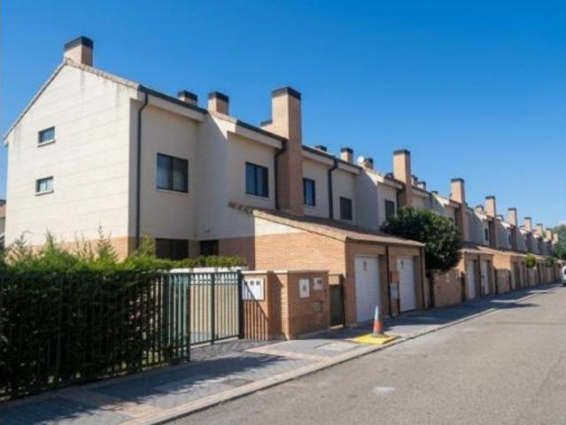 Chalet en venta en Urbanización Entrepinos, Simancas