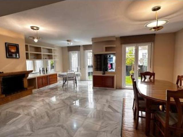 Chalet en venta en Tomares, Andalucía