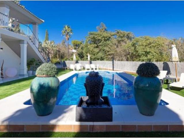 Chalet en venta en Santa Eufemia, Tomares