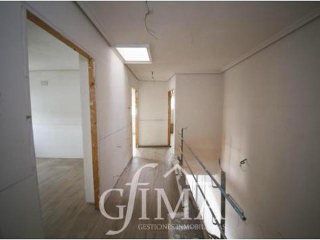 Chalet en venta en Tomelloso, Castilla-La Mancha
