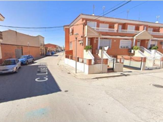 Chalet en venta en Tomelloso, Castilla-La Mancha