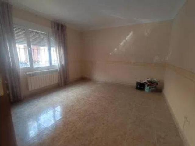 Chalet en venta en Tomelloso, Castilla-La Mancha
