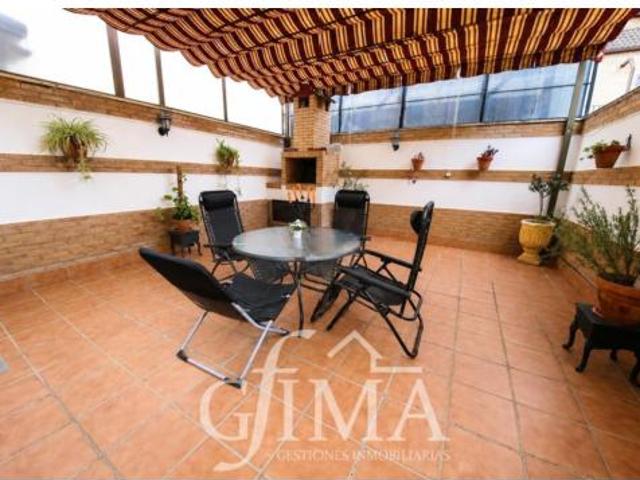 Chalet en venta en Tomelloso, Castilla-La Mancha