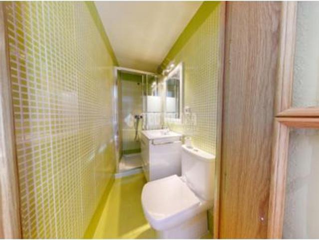 Villa en venta en Torrelaguna