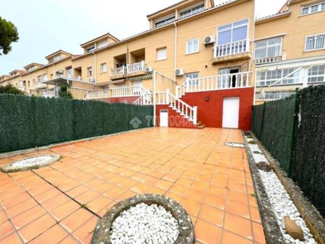 Chalet en venta en Torrelaguna, Madrid