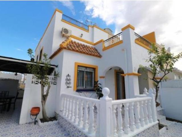 Chalet en venta en La Mata, el Baix Segura / La Vega Baja