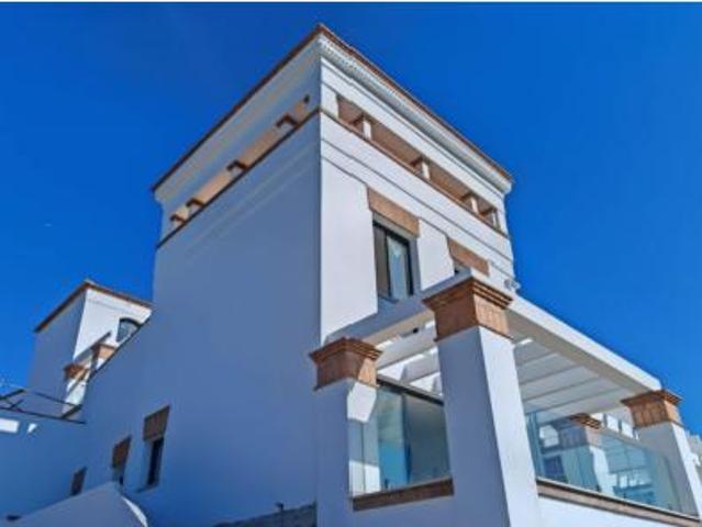 Chalet en venta en Torrox Park, La Axarquía