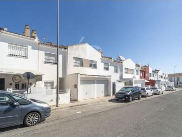 Chalet en venta en Umbrete, Andalucía
