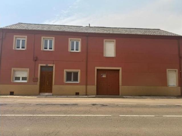 Chalet en venta en Urdiales Del Páramo, Castilla y León