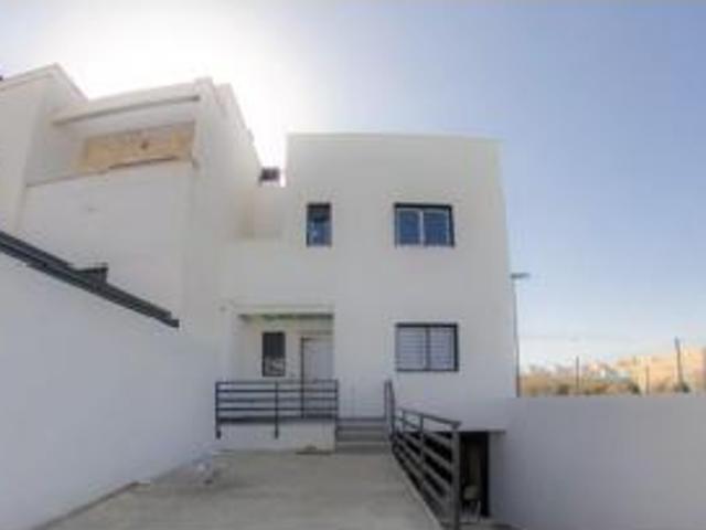 Villa en venta en Valdepiélagos
