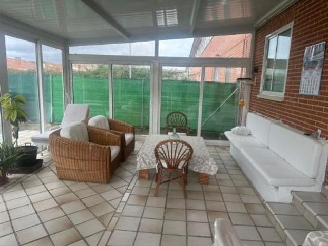 Chalet en venta en Valdestillas, Castilla y León