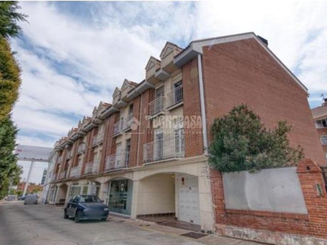 Chalet en venta en Girón, Valladolid