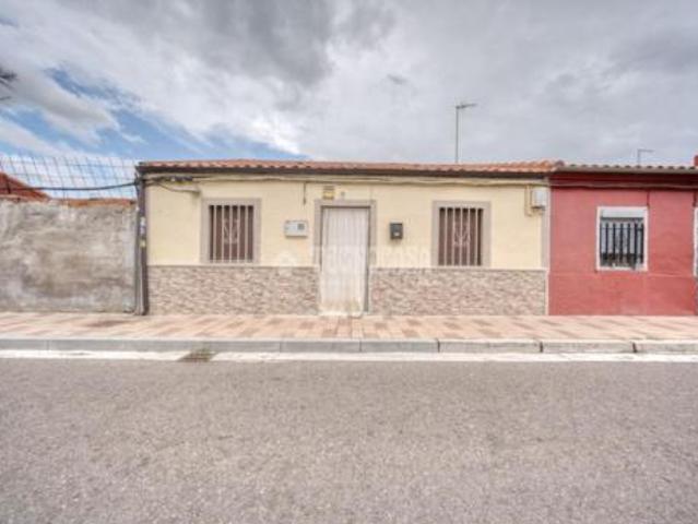 Chalet en venta en Las Flores, Valladolid