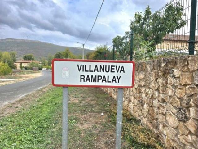 Chalet en venta en Villanueva-Rampalay, Valle de Zamanzas