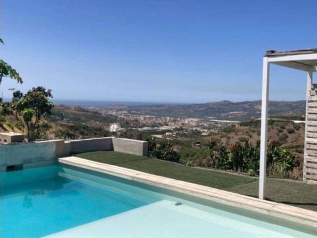 Villa en venta en Vélez-málaga, Capuchinos