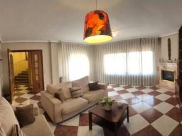 Chalet en venta en Viana De Cega, Castilla y León