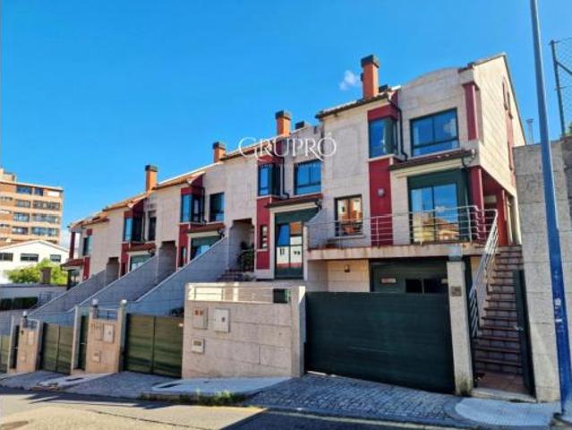 Chalet en venta en Vigo