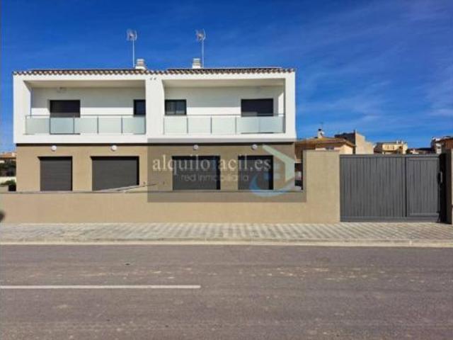Villa en venta en Vila-sacra