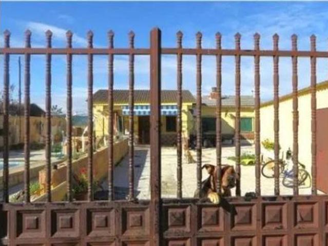 Chalet en venta en Villa Del Prado, Madrid