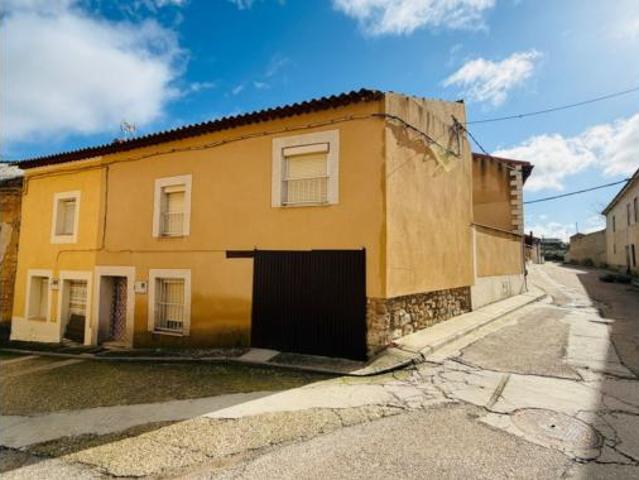Chalet en venta en Villafuerte, Castilla y León