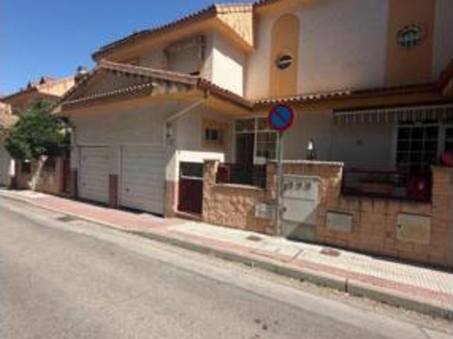 Chalet en venta en Villalbilla, Madrid